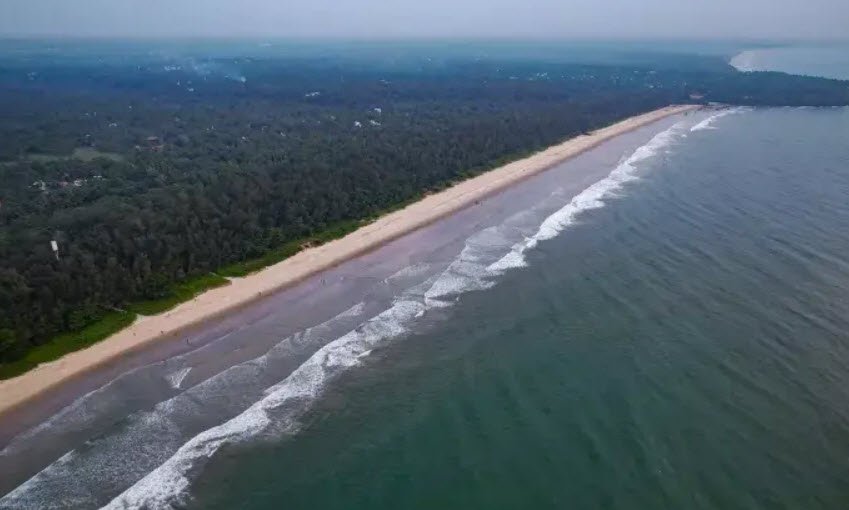 Chal Beach and Park, Kannur, Kerala - Vushii.com Chal Beach and Park, Kannur, Kerala - Vushii.com